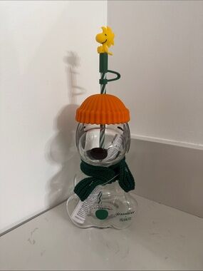 Starbucks x Peanuts Snoopy glass cup